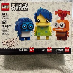 Lego Inside Out 2 Brick Headz 40749 NEW Joy Sadness Anxiety